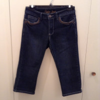 Only $10 for each brand new size 6 ladie's capri jeans!
