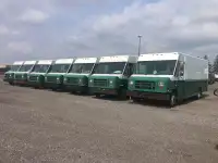 2004 Freightliner Utilimaster Cummins Auto Step Vans