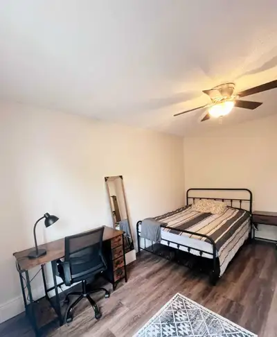 - Room available from January 1 - Rent 800 all-inclusive - Big Bright fully furnished room - 1st flo...