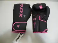 Womens Boxing Gloves NEW with Tag