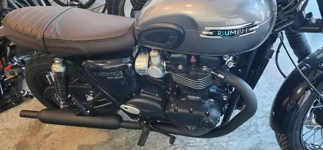 2024 Triumph Bonneville T120 Black in Street, Cruisers & Choppers in Edmonton - Image 7