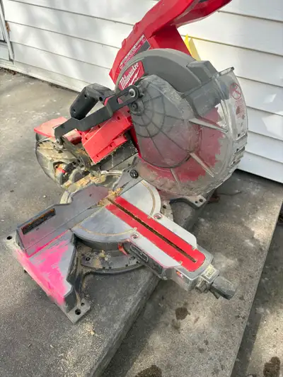 Milwaukee 10” m18 mitre saw, View more