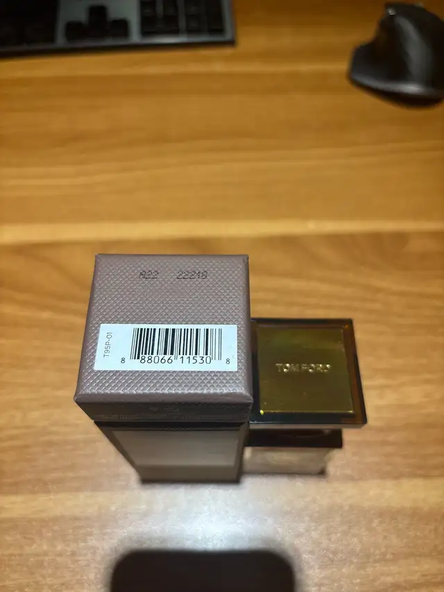 Tom Ford Ebene Fume 50ml in Other in Markham / York Region - Image 4