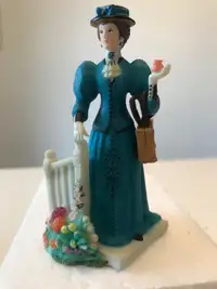 Mini figurine en porcelaine de collection de Mme Albee