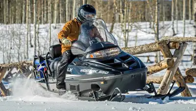 I am looking for a older air cooled snowmobile, $3000 or less. Must have electric start or able to a...