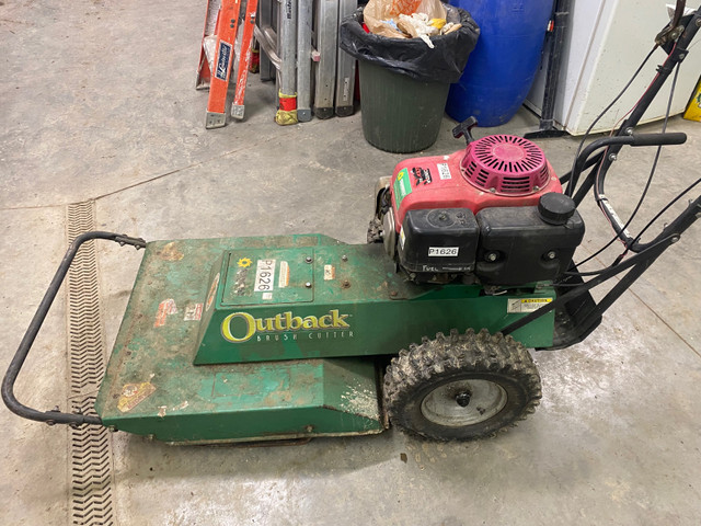 Outback 24” Brush Cutter in Lawnmowers & Leaf Blowers in Kitchener / Waterloo