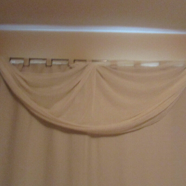 Curtain wrap in Window Treatments in Hamilton