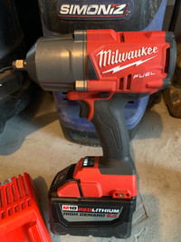 Milwaukee fuel 2767-20+Battery+charger