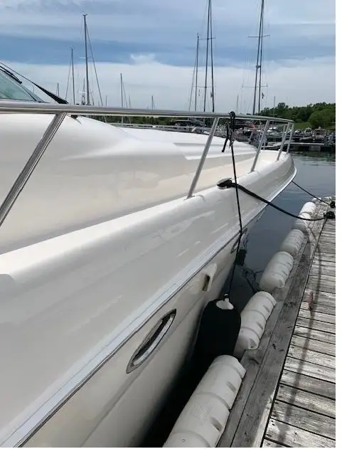 SEA RAY 460 SUNDANCER  HARD TOP 2001 in Powerboats & Motorboats in City of Toronto - Image 4
