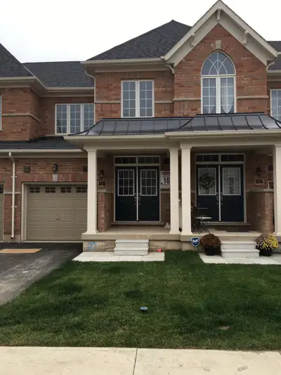 3-Bedroom Townhouse in Guelph/Eromasa,Rockwood,