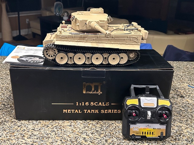 Tiger Tank For Sale in Hobbies & Crafts in Nanaimo - Image 2