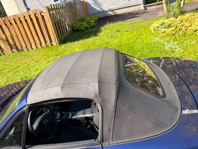 Miata with low mileage and automatic transmission!!!544786099796060165
