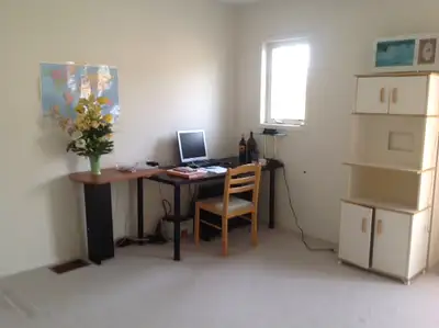 Very quiet,bright and clean house. Big Room 2nd Floor. double size bed and matress. computer table....