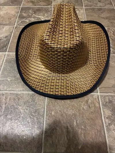 Great for stampede or the beach or everyday. Discount on multiple items. Cash only.
