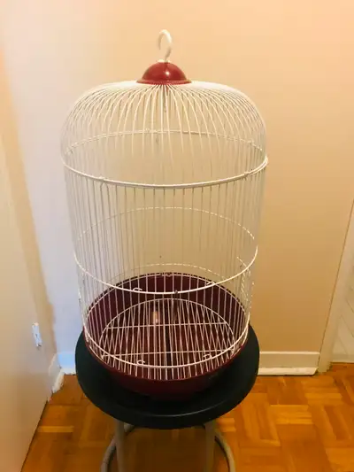 FINAL CLEARANCE ON THIS CLASSIC STYLE ROUND TRAVEL BIRD CAGE!, View more