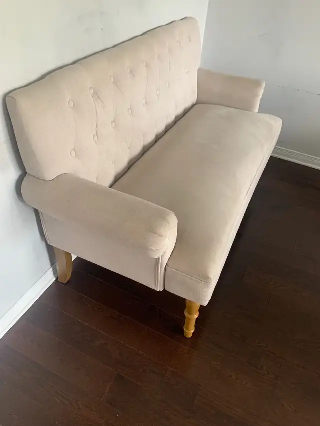 Upholstered Loveseat Sofa in Couches & Futons in Gatineau - Image 3