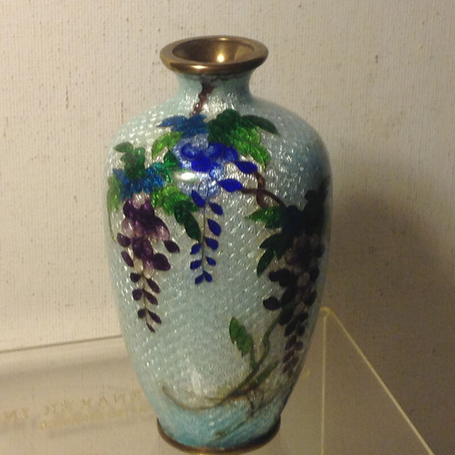 ANTIQUE JAPANESE GINBARI OTA JINNOEI SMALL FINE CLOISONNE VASE F in Arts & Collectibles in Vancouver