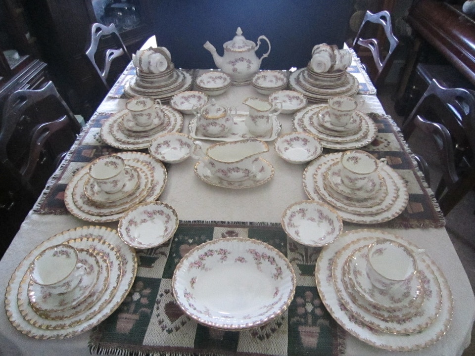 Royal Albert DIMITY ROSE fine bone china set for 12 | Kitchen & Dining ...
