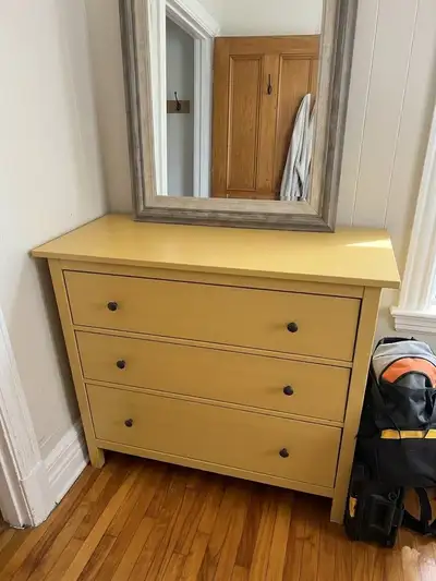 Commode 3 tiroirs IKEA HEMNES en bois massif, View more