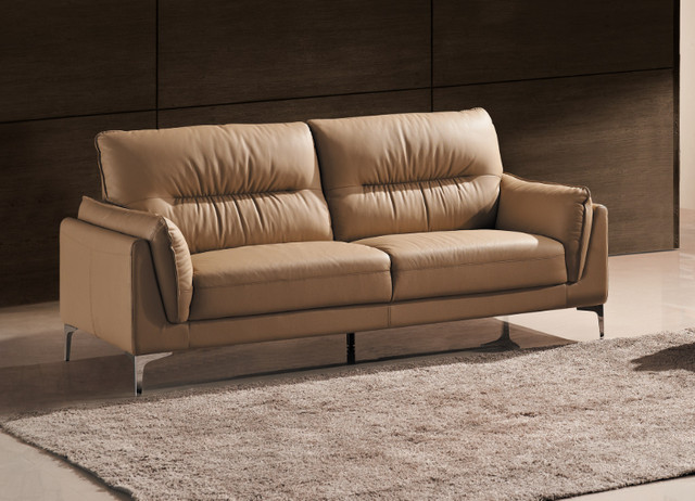 SUPER DEAL *** Genuine Top Grain Leather Sofa Set in Couches & Futons in Vancouver - Image 3
