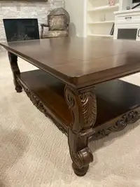 Coffee table and set of end tables 