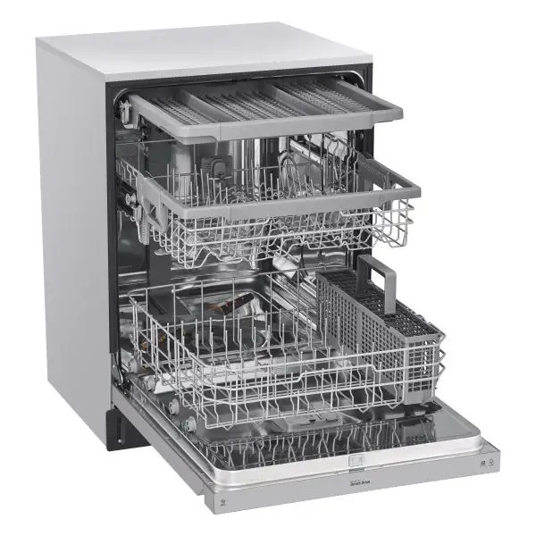 Dishwasher - LG 24" 48 dba Built In Stainless Steel Tub Open Box in Dishwashers in Mississauga / Peel Region - Image 2