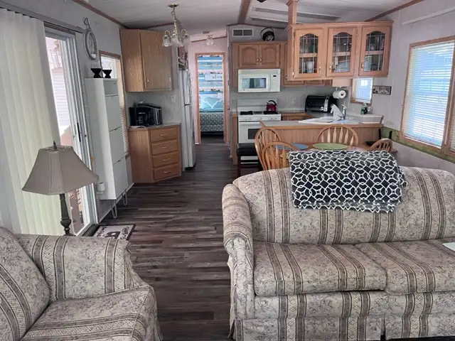 General Coach Huron Ridge Estate Park Model at Ipperwash Beach in Park Models in Grand Bend - Image 7