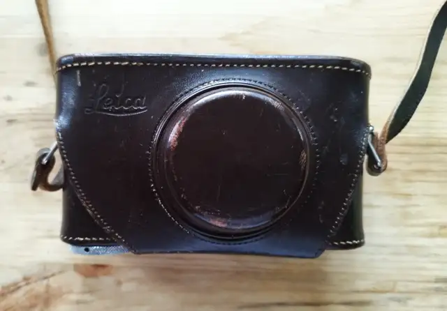 Leica IIIg - 35mm Film Camera. 1956. Vintage. in Cameras & Camcorders in City of Toronto - Image 5