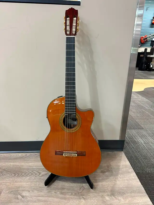 YAMAHA CGX171CCA Classical Guitar in Guitars in City of Toronto - Image 2