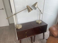 Matching Nightstands and Lamps