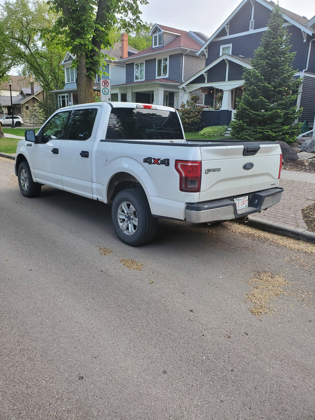 2015 Ford Super Crew Cab F 150 XLT 5.0 Coyote Engine. in Cars & Trucks in Edmonton