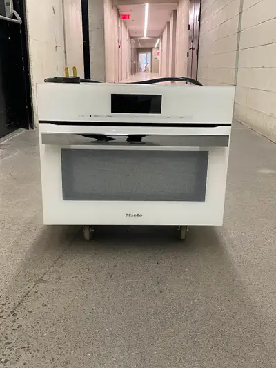 Miele 24" Four combi Micro-ondes  H6800BM Excellent état, View more