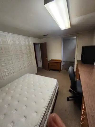 PRIVATE ROOM/ SHARED HOUSE A very clean, well-kept home located in a quiet, desirable neighborhood i...