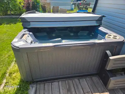 Nordic Hot Tub, View more