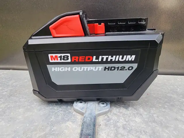 12 AH Milwaukee Tool 18V M18 Red Lithium-Ion High Demand (HD)628632604328981220