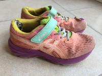 Asics Pre Excite Kids Size 1 Running Shoes Pink / Purple
