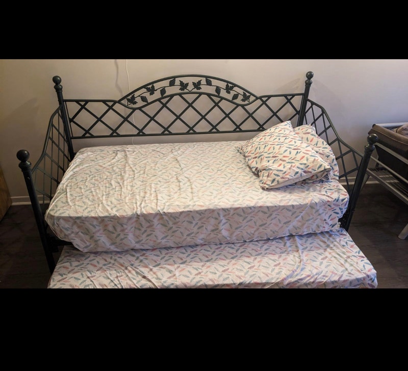 Day Bed with pull out Cot Beds & Mattresses Truro Kijiji