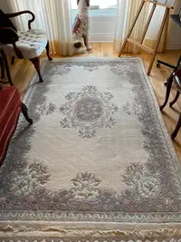 100% hand-made wool carpet, LIKE NEW! Made in India