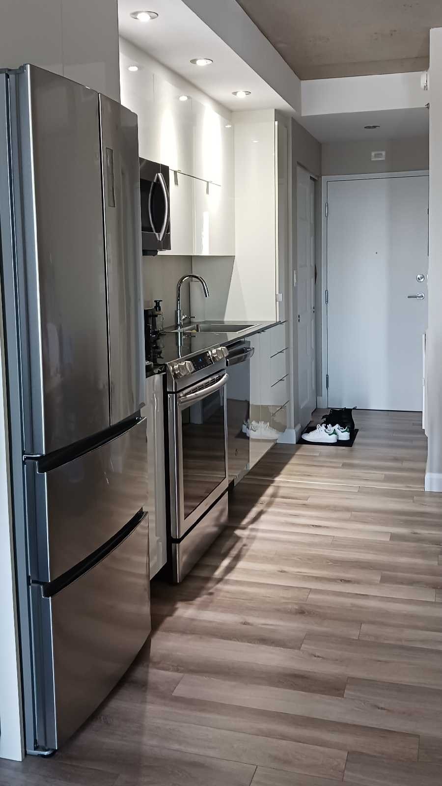 Ste-Foy studio lumineux avec vue exceptionnelle au 8e étage — photo 1