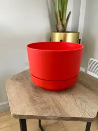 Pot pour fleur rouge très beau