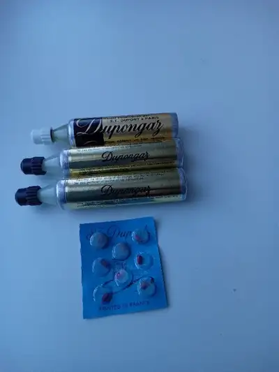 Dupongaz bombonnes jaune et pierres pour briquet JPDupont, View more