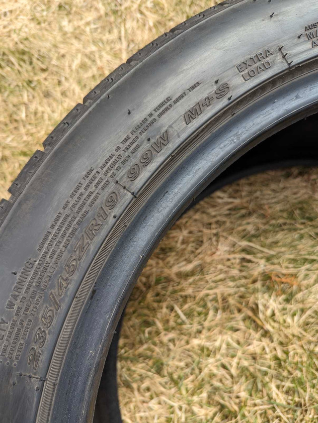 Pair of performance Nexen tires 235-45-19 in Tires & Rims in Gatineau - Image 4