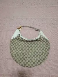 Gucci hobo bag 