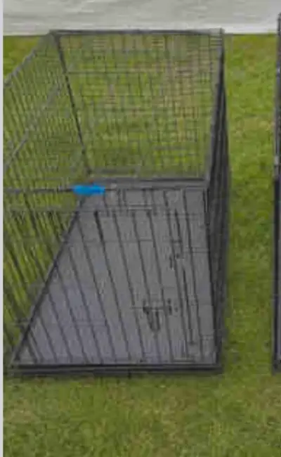 Intermediate METAL DOG CRATE, View more