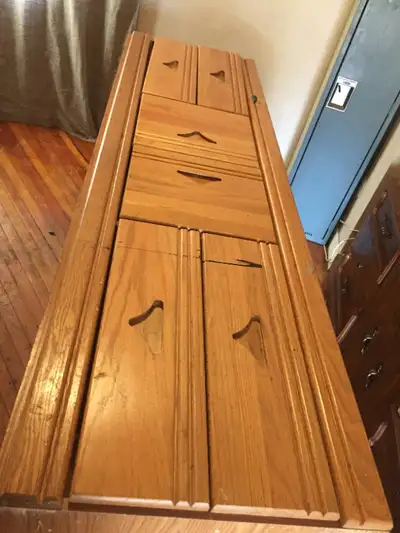 Wooden dresser. Bedroom furniture. I deliver!, View more