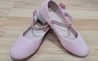 Girls sparkling dress shoes, View more