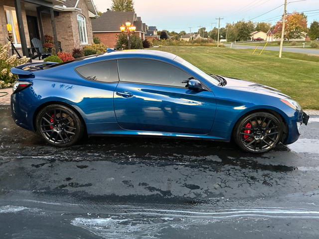 2015 Hyundai Genesis Coupe in Cars & Trucks in Ottawa - Image 2