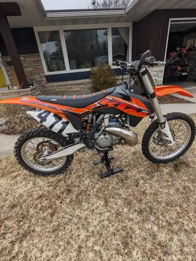 Factory 300sx kit installed. Excellent condition. 55 year old original owner. S3 Head. Full FMF pipe...