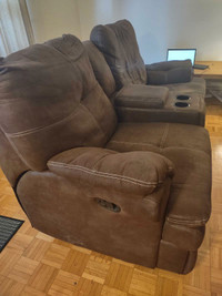 Reclining Loveseat with Console - Brown