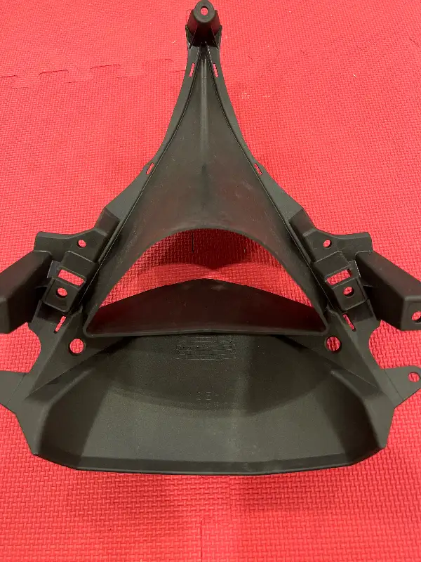 Kawasaki Ninja zx 6r Upper Front Center Cowling 55028-0290-18T in Other in Barrie - Image 5